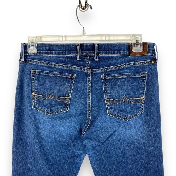 Lucky Brand Sweet'N Low Mid Rise Bootcut Jeans, Medium Wash, Size 10/30 - Picture 7 of 11